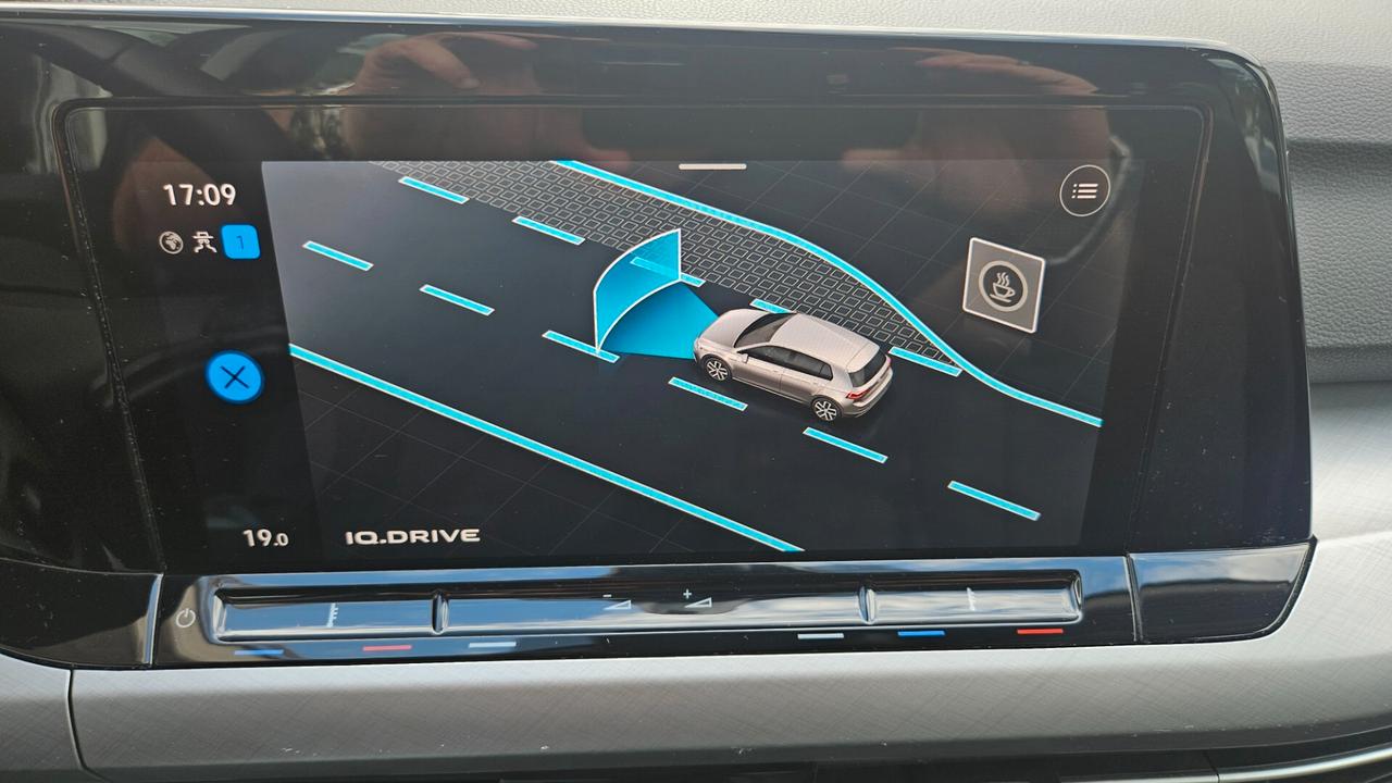 Volkswagen Golf 1.0 tsi evo Life 110cv ACC- NAVY-CARPLAY-
