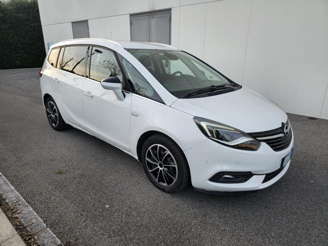 Opel Zafira innovation 12/2016 EURO6