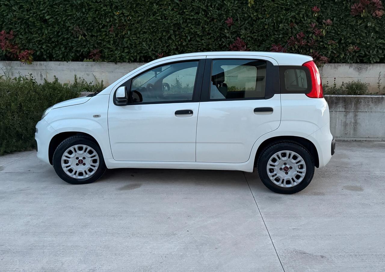 Fiat Panda 1.3 MJT 95 CV Lounge (Euro 6B)