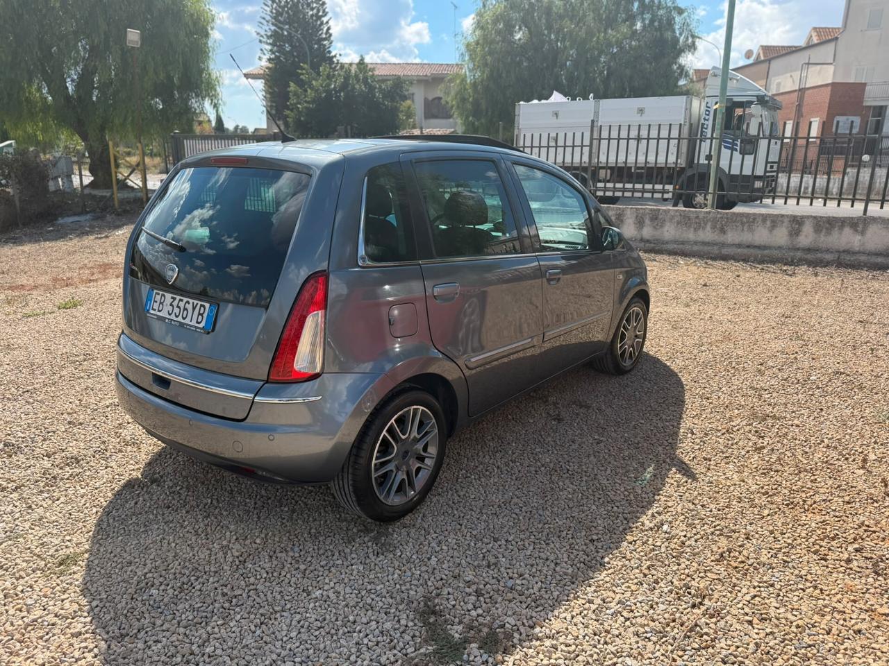 Lancia MUSA 1.6 Multijet Poltrona Frau