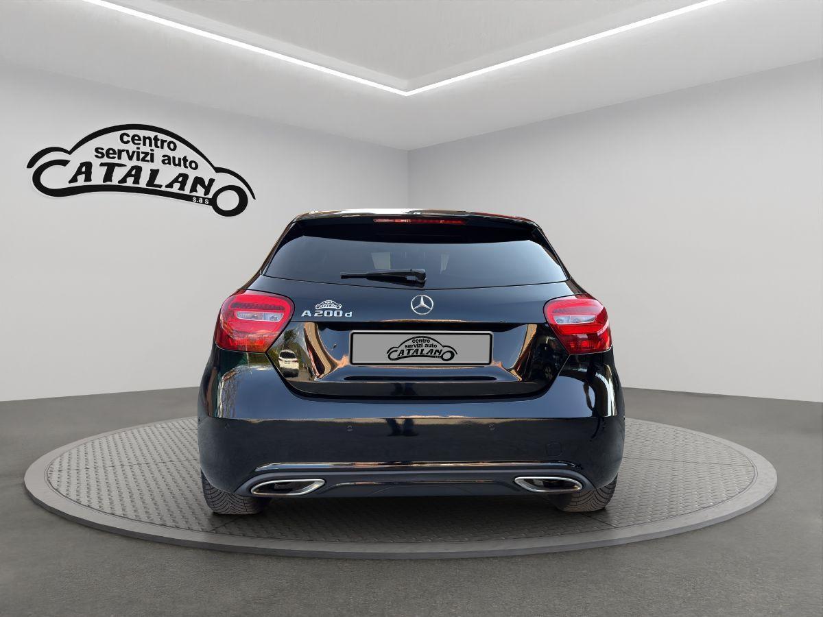 MERCEDES - Classe A - A 200 d 136CV Automatic Premium BLACK EDITION