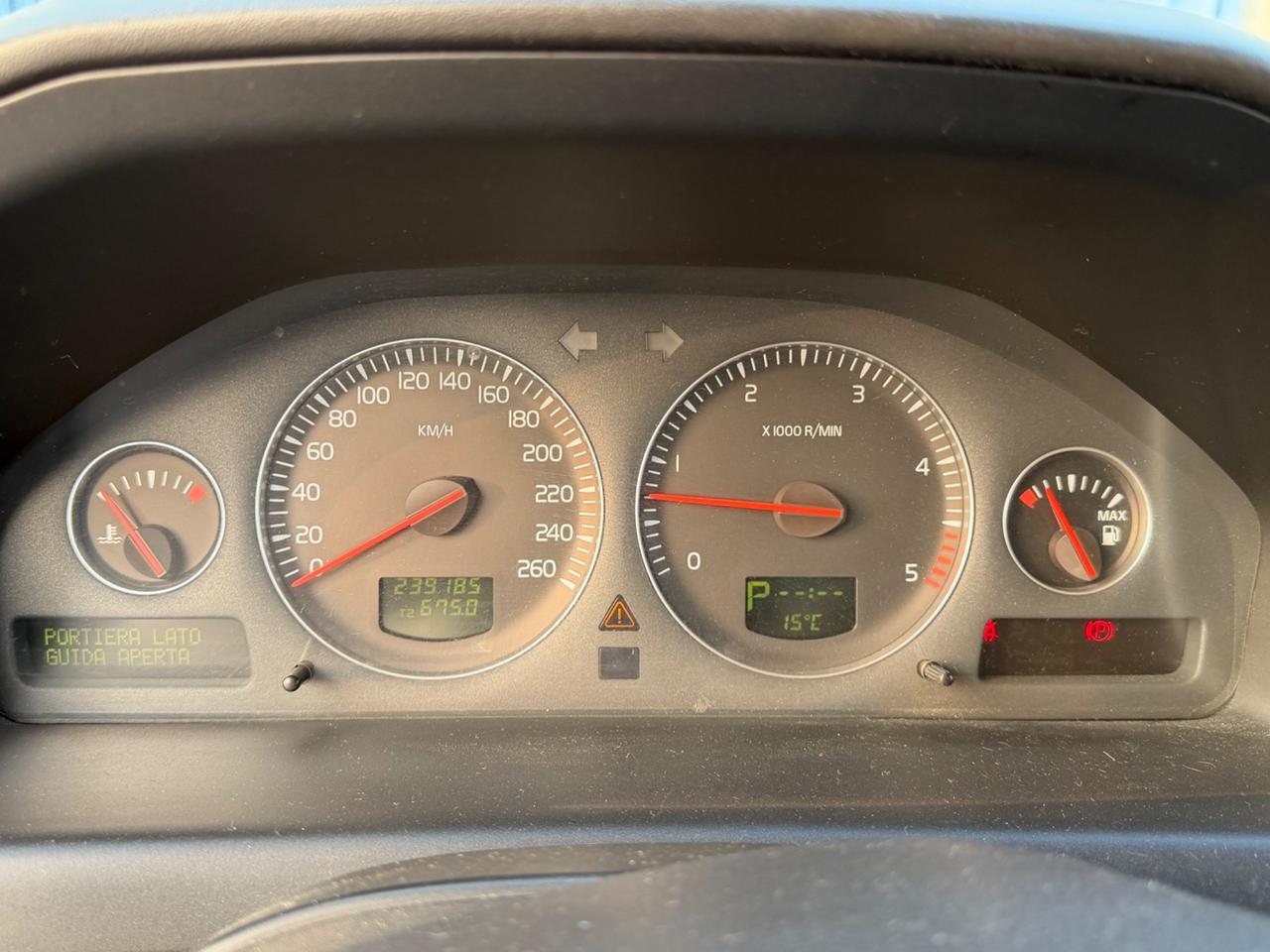 Volvo V70/XC70 V70 2.4 D 20V (163CV) cat Summum