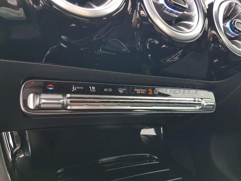 Mercedes-Benz Classe A A 180 d AMG Line Premium auto