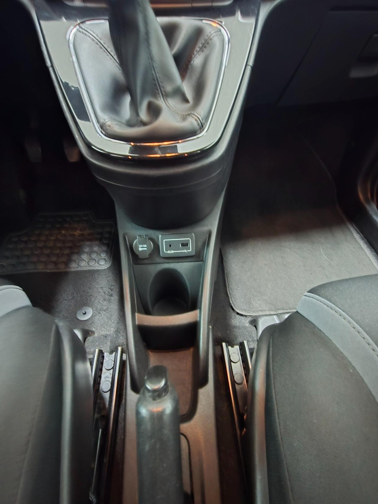 Lancia Ypsilon 1.2 69 CV 5 porte GPL Ecochic Gold