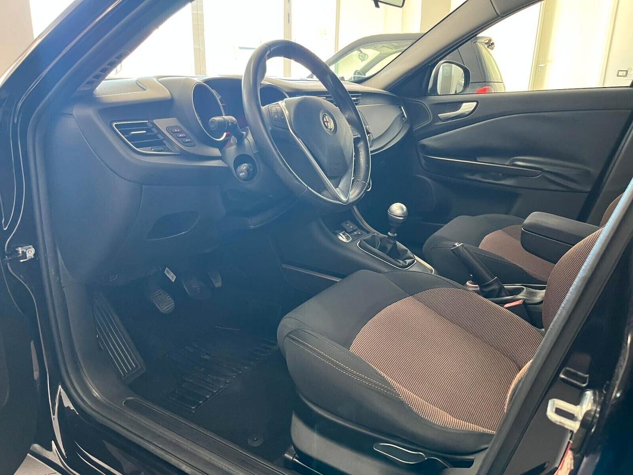 Alfa Romeo Giulietta 1.6 JTDm-2 105 CV Exclusive