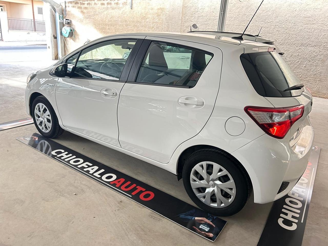 Toyota Yaris 1.5 Hybrid 5 porte Business