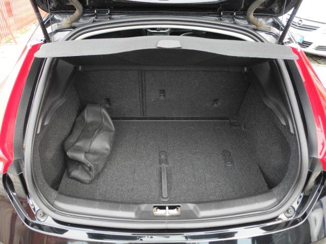 VOLVO V40 D2 Business Plus -OK NEOPATENTATI- UNICA PROPR.