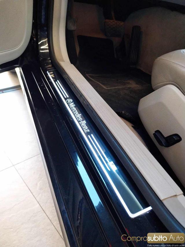 MERCEDES-BENZ CLS 350 CDI BlueEFFICIENCY 4Matic