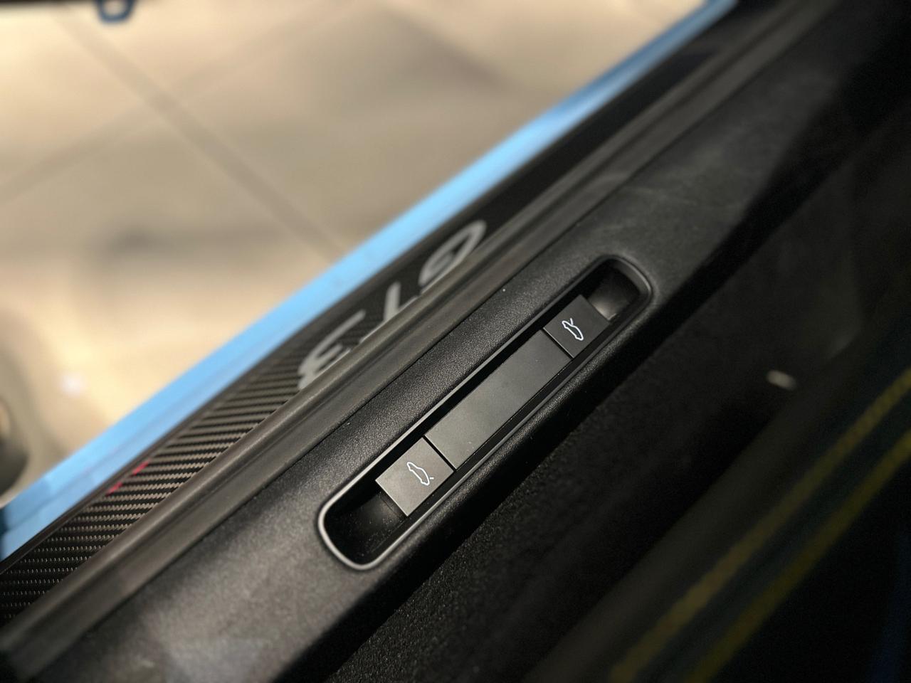 Porsche 911 Coupe 4.0 GT3 auto