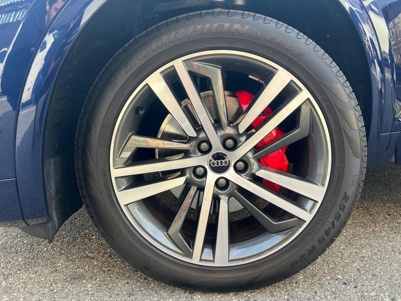 Audi SQ5 Identity Black SPB 2.0 40 TDI MHEV #8952