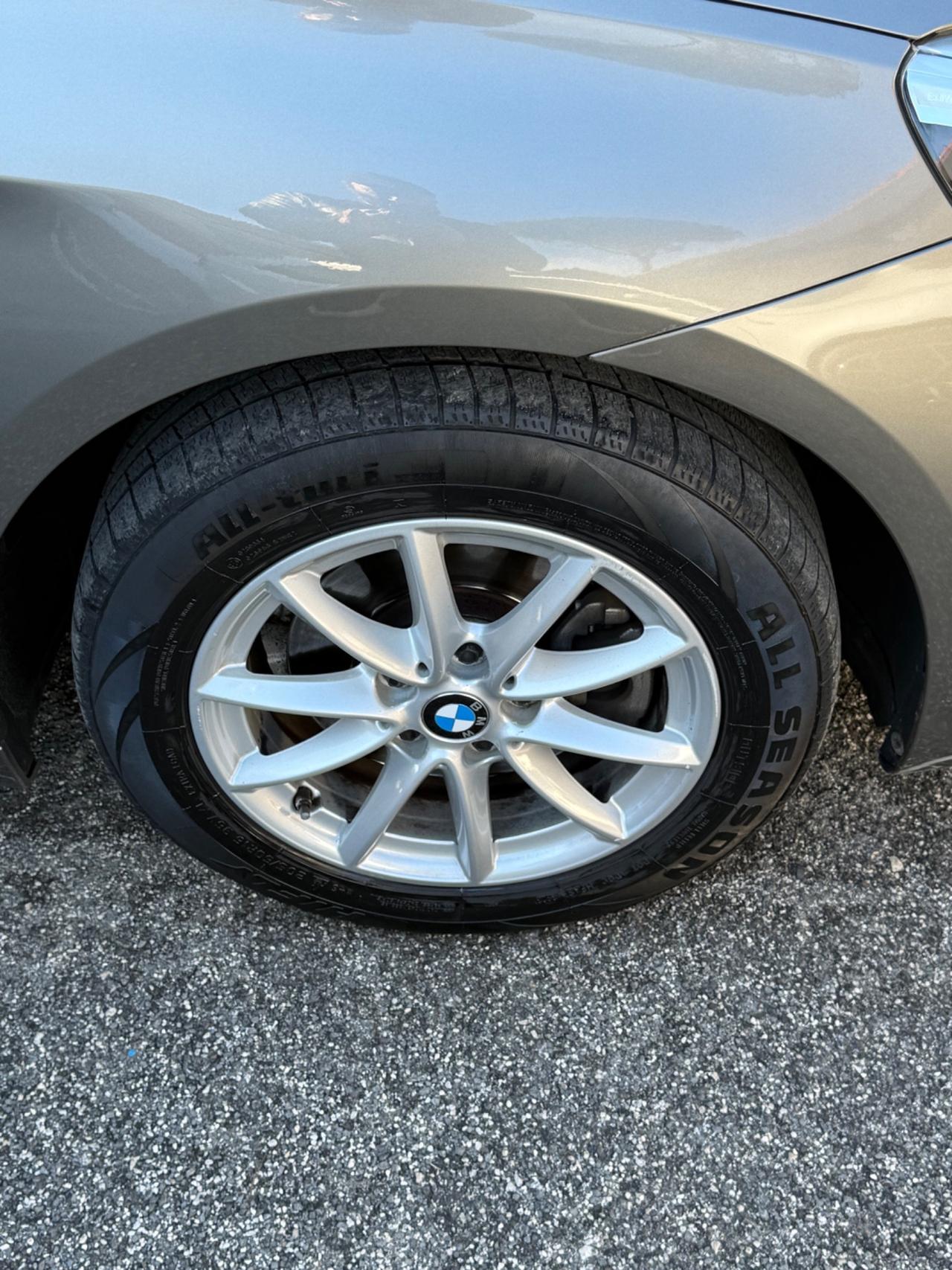 218d Active Tourer 4x4-STRAFULL -UNIPRO-RATE