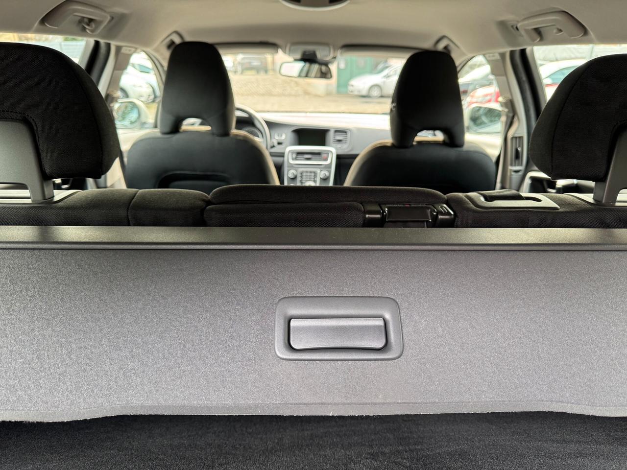 Volvo V60 T3 Momentum