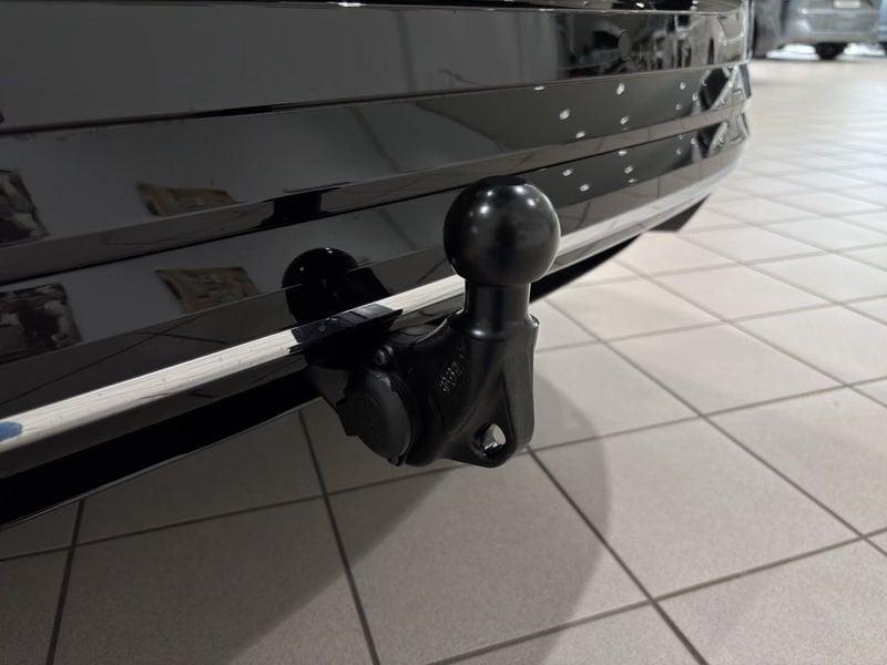 Volkswagen Touran 1.5 TSI EVO R-LINE DSG Gancio 18" Full LED Cockpit Pro