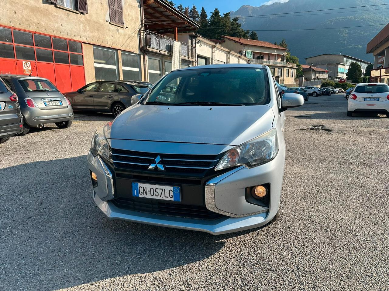 Mitsubishi Space Star 1.2 Intense SDA