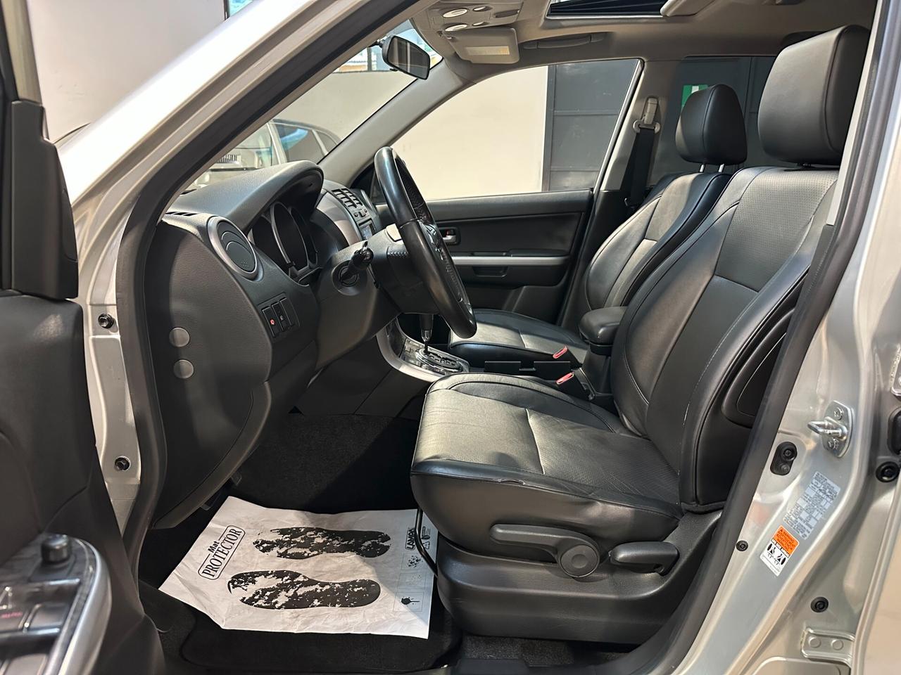 Suzuki Grand Vitara 2.4 5 porte AUTOMATICA - RIDOTTE BLOCCO DIFF.