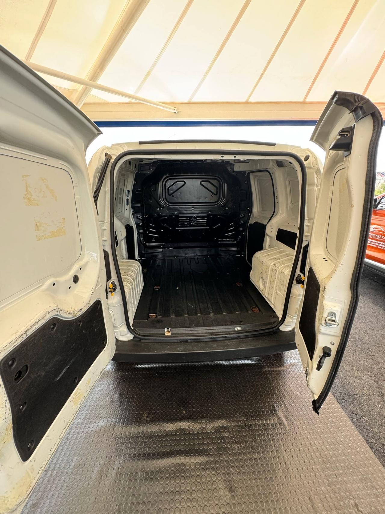 Fiat Fiorino 1.3 MJT 95CV Cargo