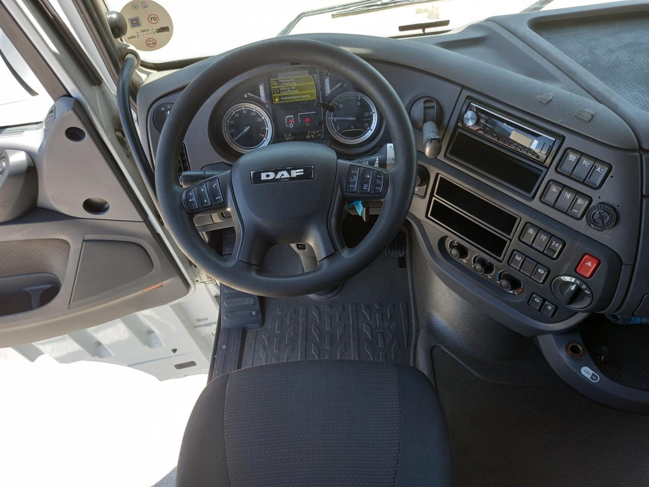 DAF XF 510 FAX - Impianto scarrabile 26 TON (C2)