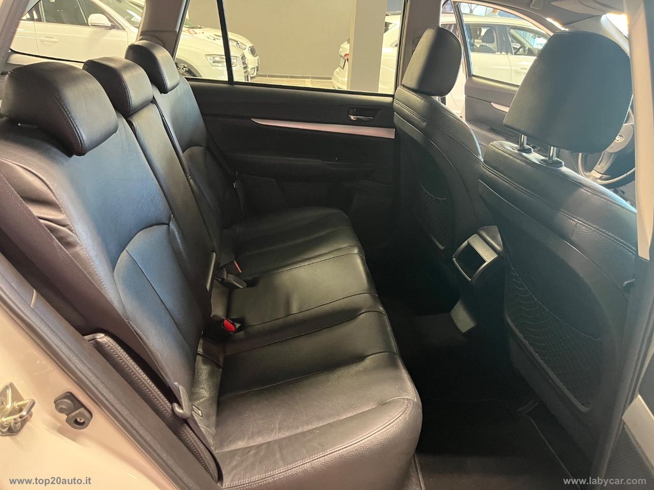 SUBARU Outback 2.0D CVT Exclusive|INTERNI IN PELLE|TETTO PANORAMICO