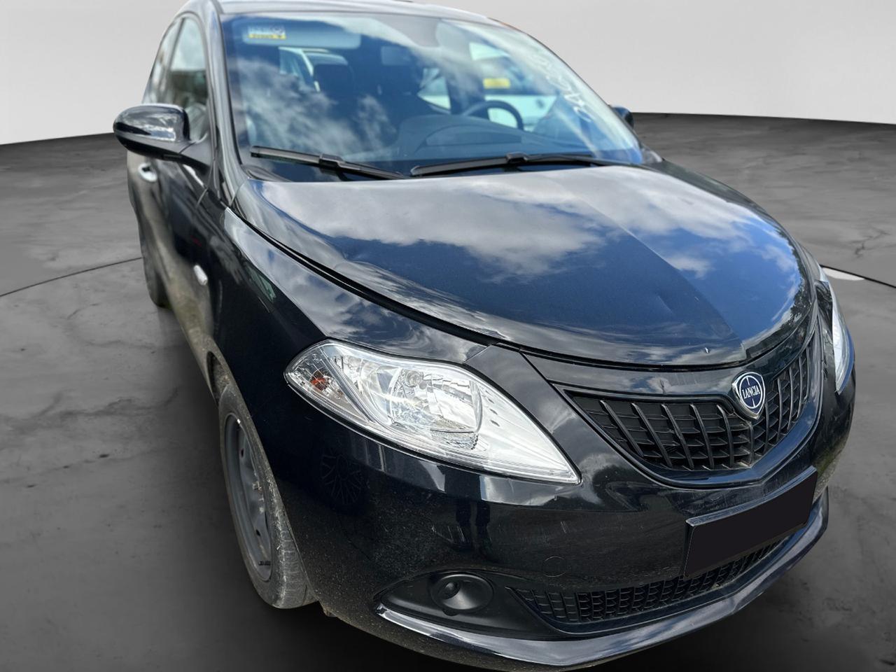 LANCIA Ypsilon III 2021 - Ypsilon 1.0 firefly hybrid Silver s&s 70cv