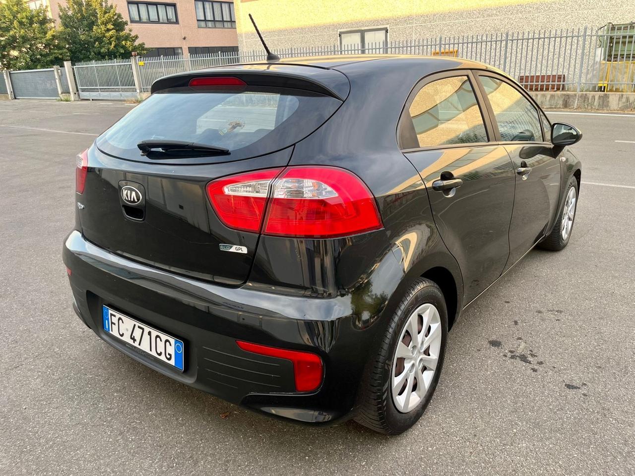 Kia Rio 1.2GPL 2016 151.000km euro6 per neopatentati