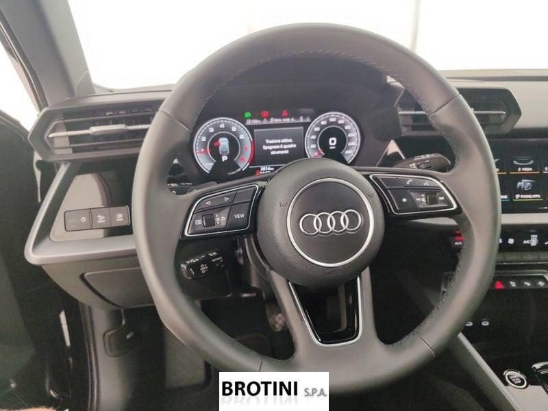 Audi A3 Sportback TFSI quattro 150 kW S tr Bus Adv. Allstreet