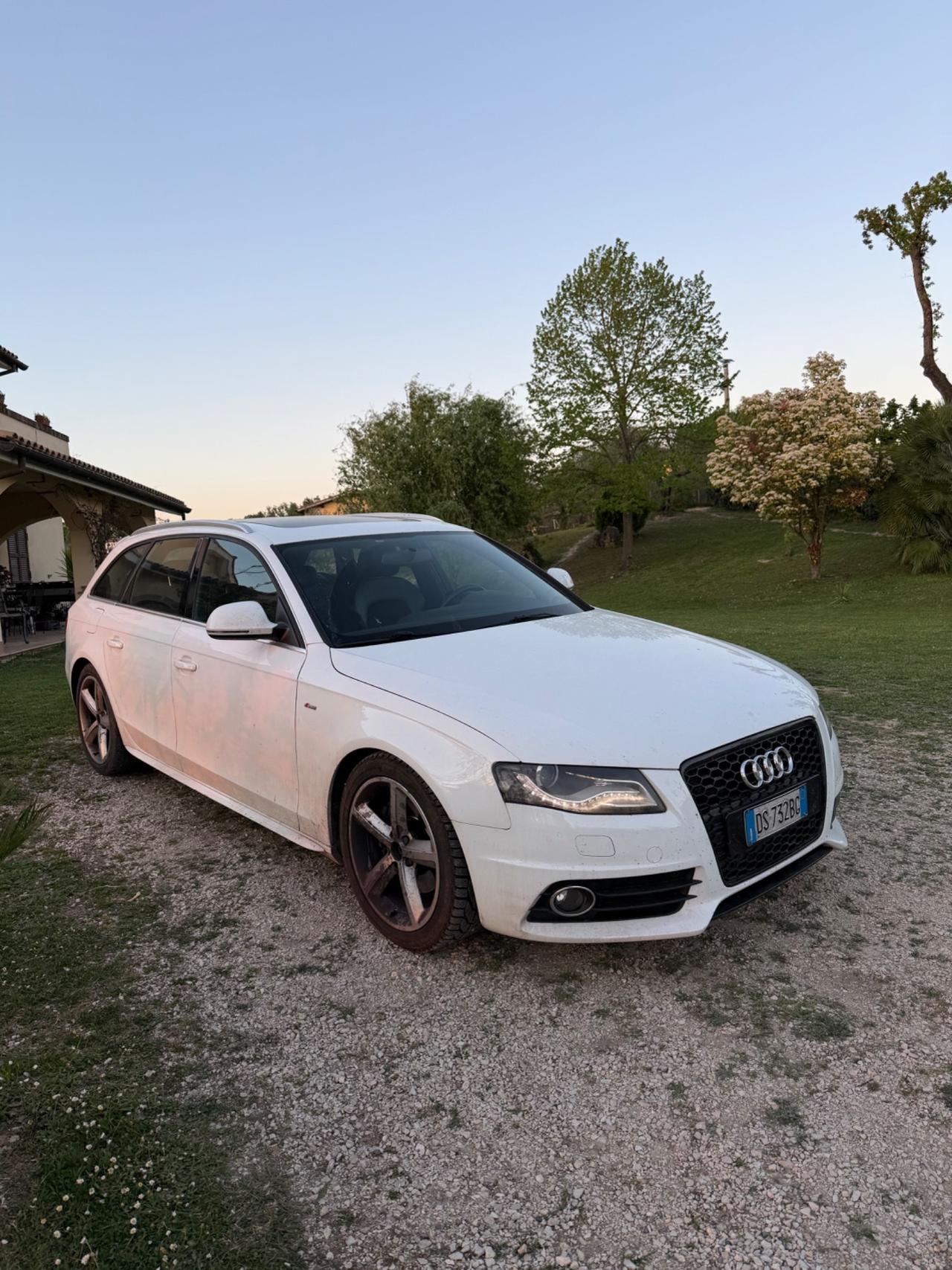 Audi A4 2.0 TDI S Line