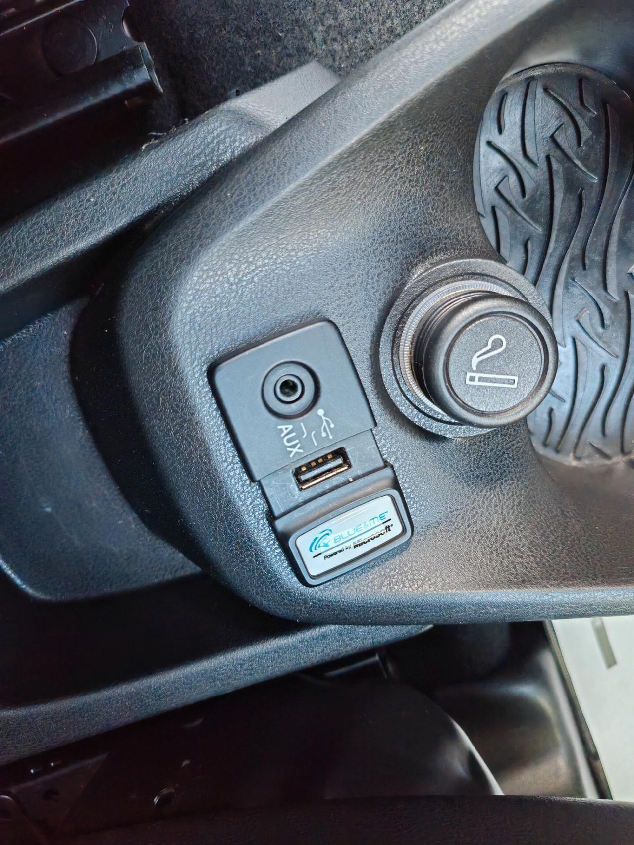 Lancia Ypsilon 1.2 benzina 11/2014 Cv69
