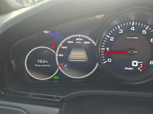 PORSCHE Cayenne Coupé 3.0 V6 Panorama 22" Full LED Sospensioni 360