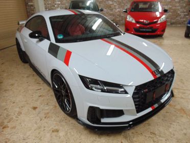 Audi TTS Coupé TFSI quattro S tronic sport attitude
