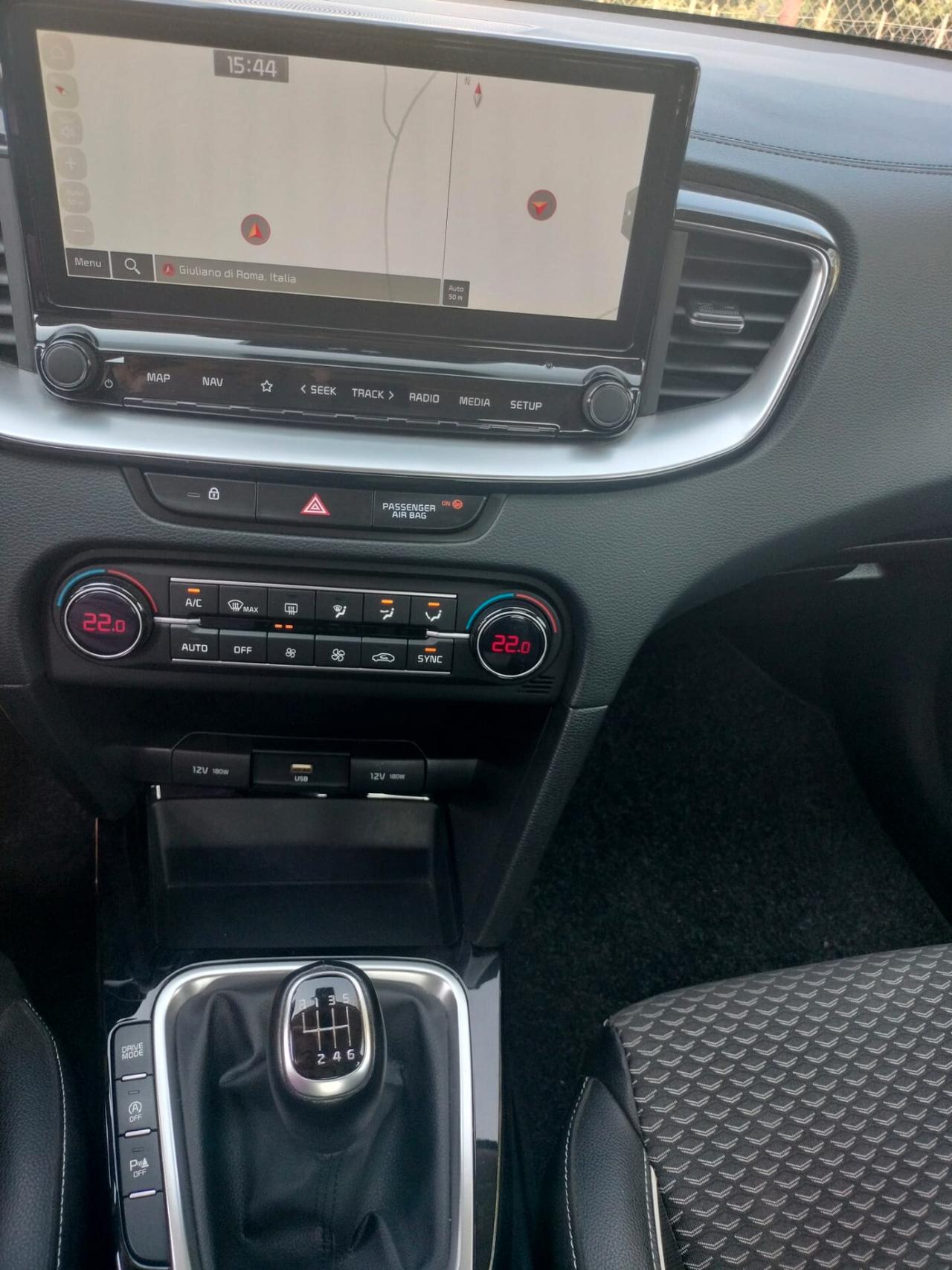 KIA XCEED MHP/M 1.5l 160hp Business - 2022 - SENZA BUSTA PAGA