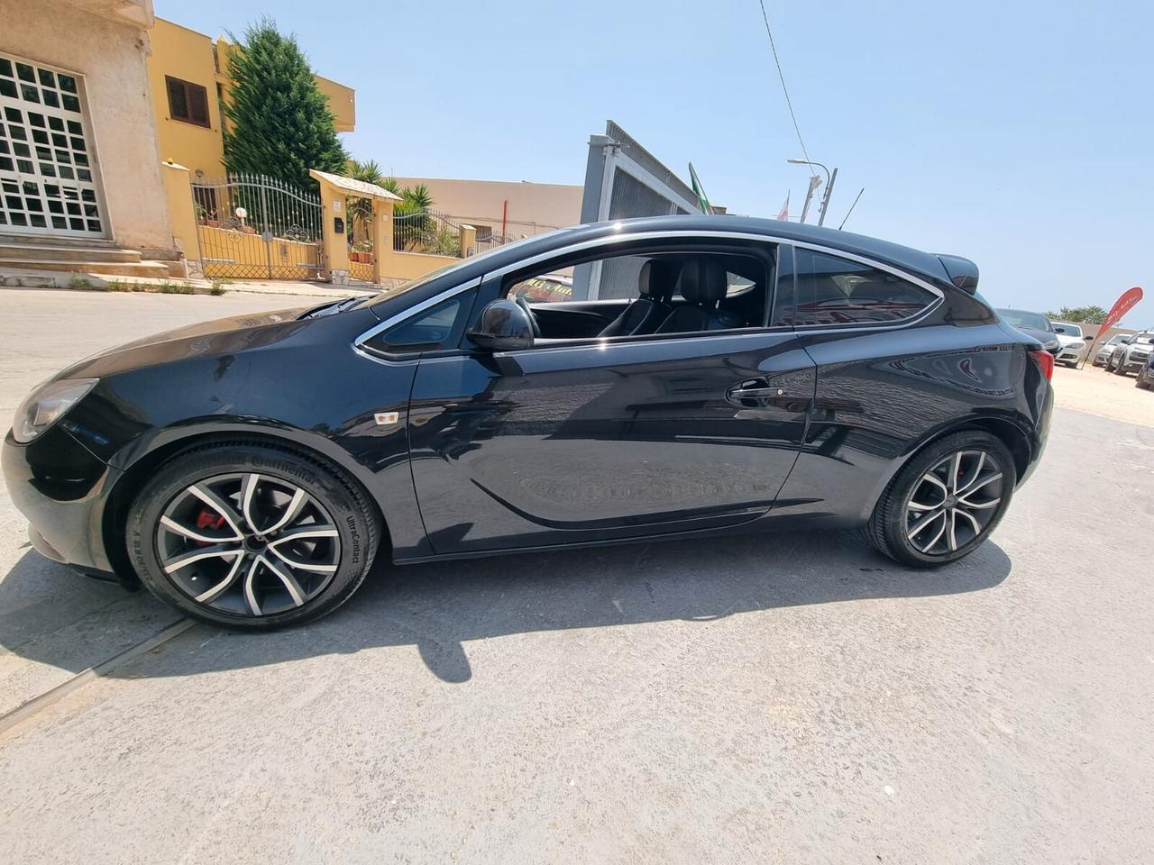 Opel Astra GTC 1.7 CDTI 130CV S&S 3 porte Cosmo
