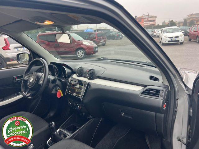 SUZUKI Swift 1.2 Hybrid Top