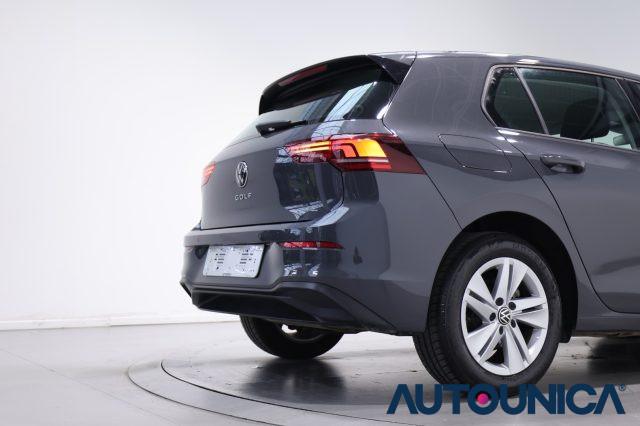 VOLKSWAGEN Golf 2.0 TDI 115 CV SCR LIFE FARI LED