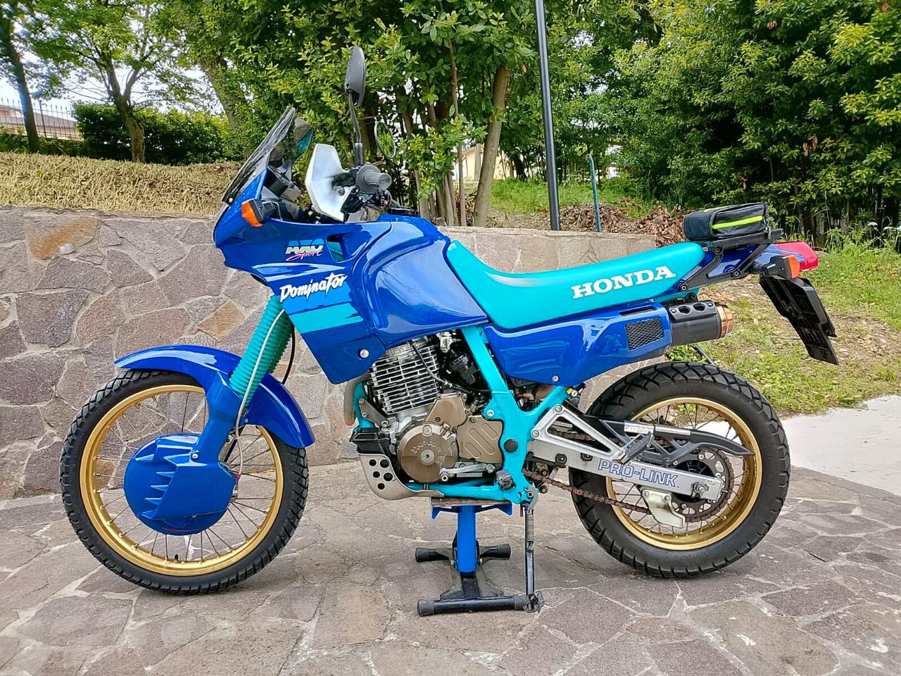 Honda NX 650 Dominator