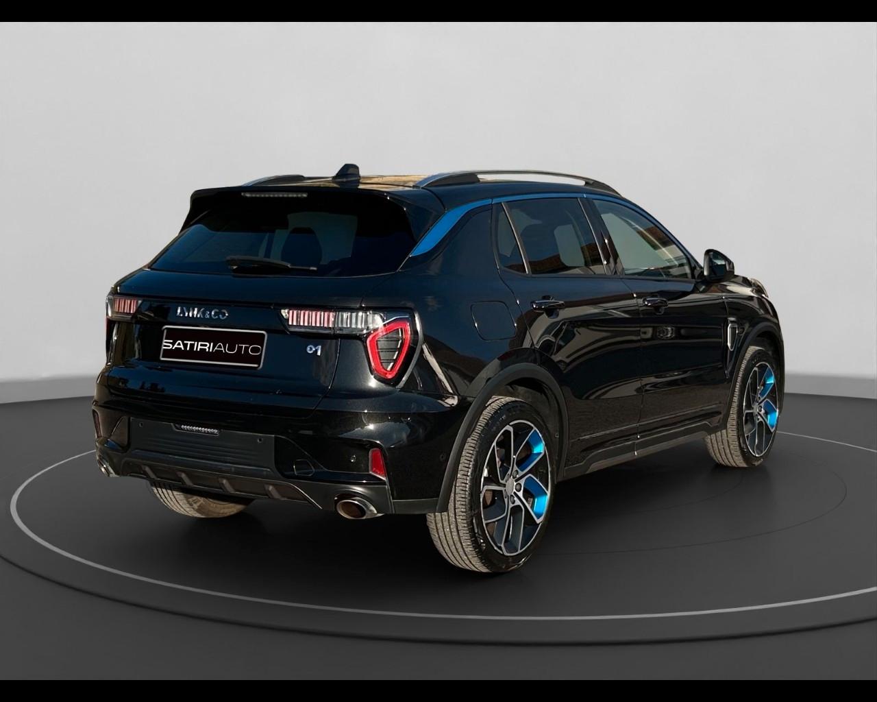Lynk & Co 01 - 01 1.5 td phev auto