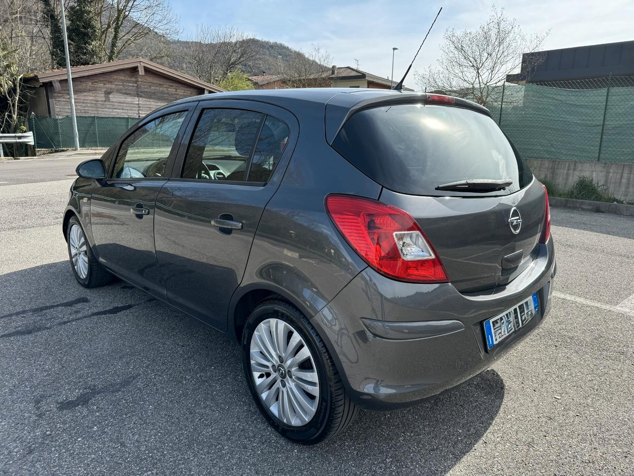 Opel Corsa 1.2 85CV 5 porte GPL-TECH Elective