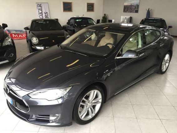 Tesla Model S 85D Dual Motor
