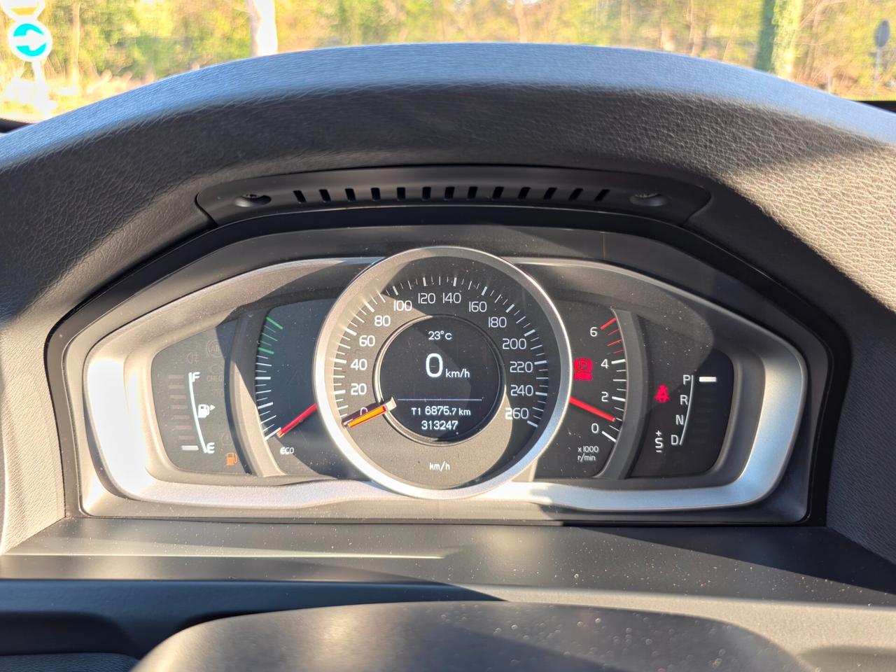 Volvo V60 Cross Country CV-150 D3 Geartronic Summum 2017-E6 Automatico