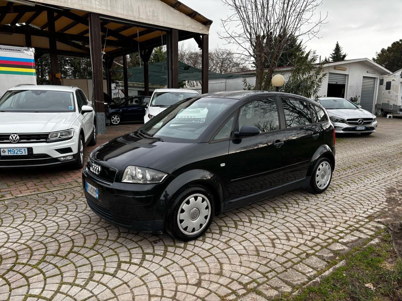 Audi A2 1.4 16V Base SOLO 144.000 KM IDONEA PER NEOPATENTATI PERMUTABILE