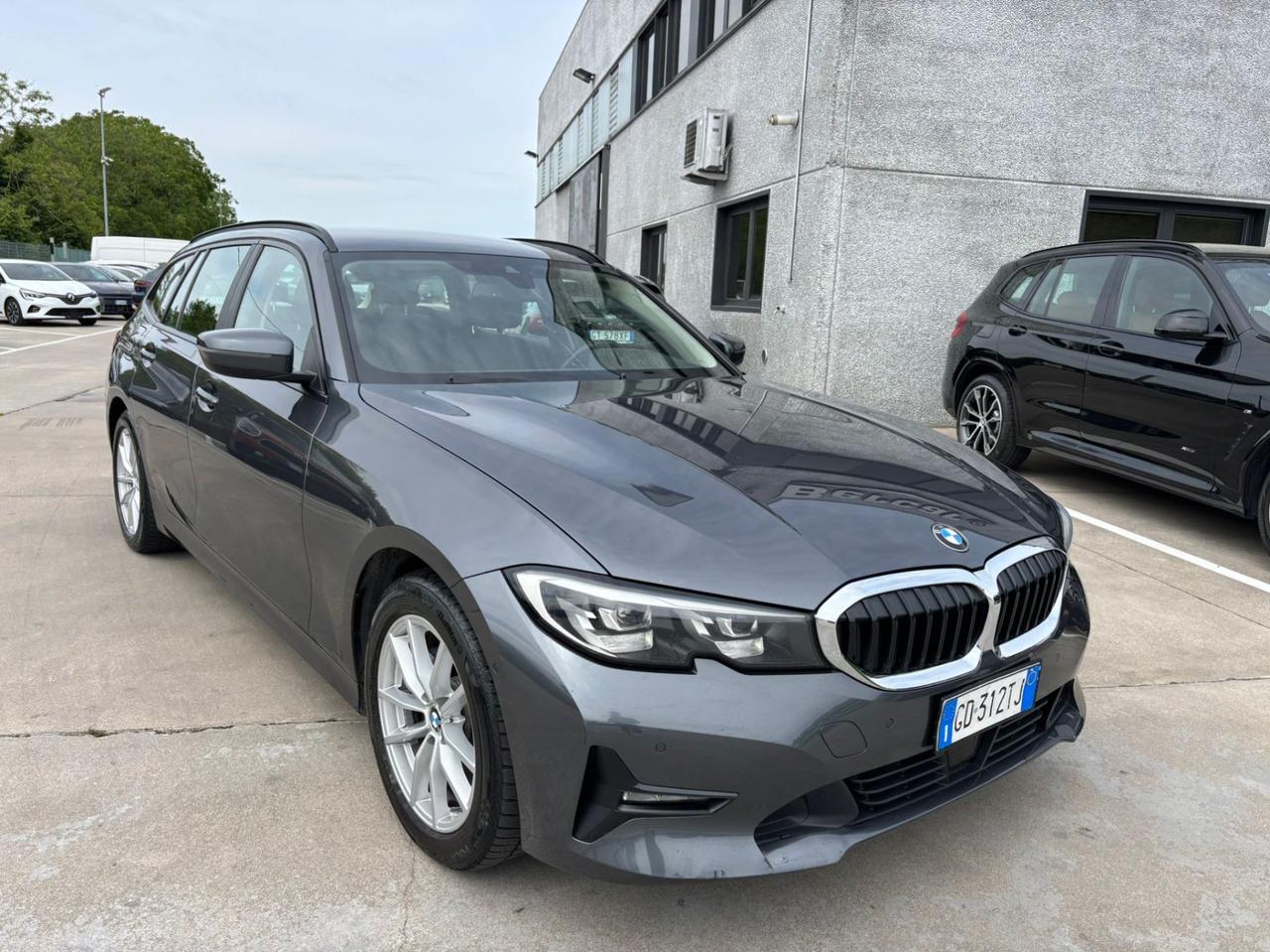 BMW 318 d Touring mhev 48V Business Advantage auto