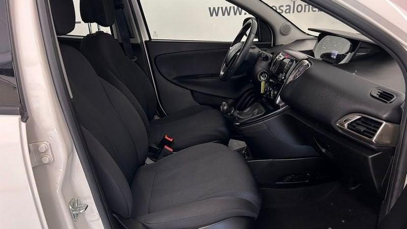 Lancia Ypsilon 1.2 69 CV 5 porte Gold 5 POSTI *P.ZO REALE*
