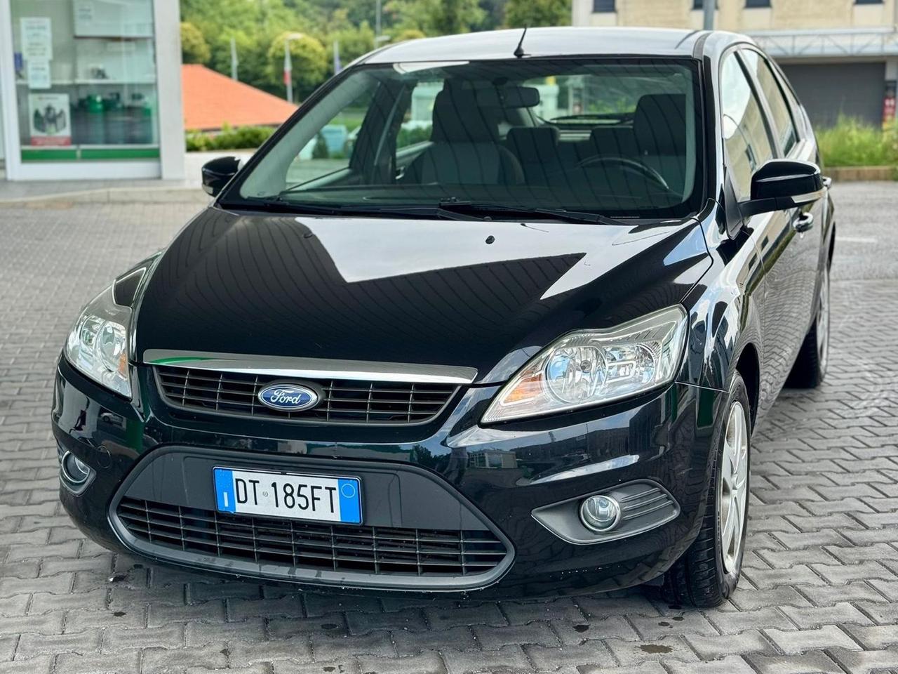 Ford Focus 1.6 TDCi titanium ok neopatentati 5porte Berlina