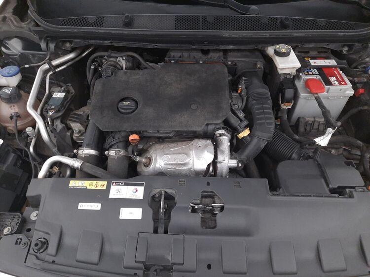 Peugeot 308 Active Business EAT8 BR768317 1.5 Diesel 131CV