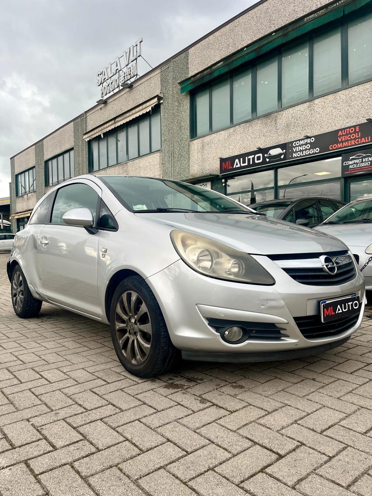 Opel Corsa 1.2 85CV 3 porte GPL-TECH Club - OK NEOPATENTATO