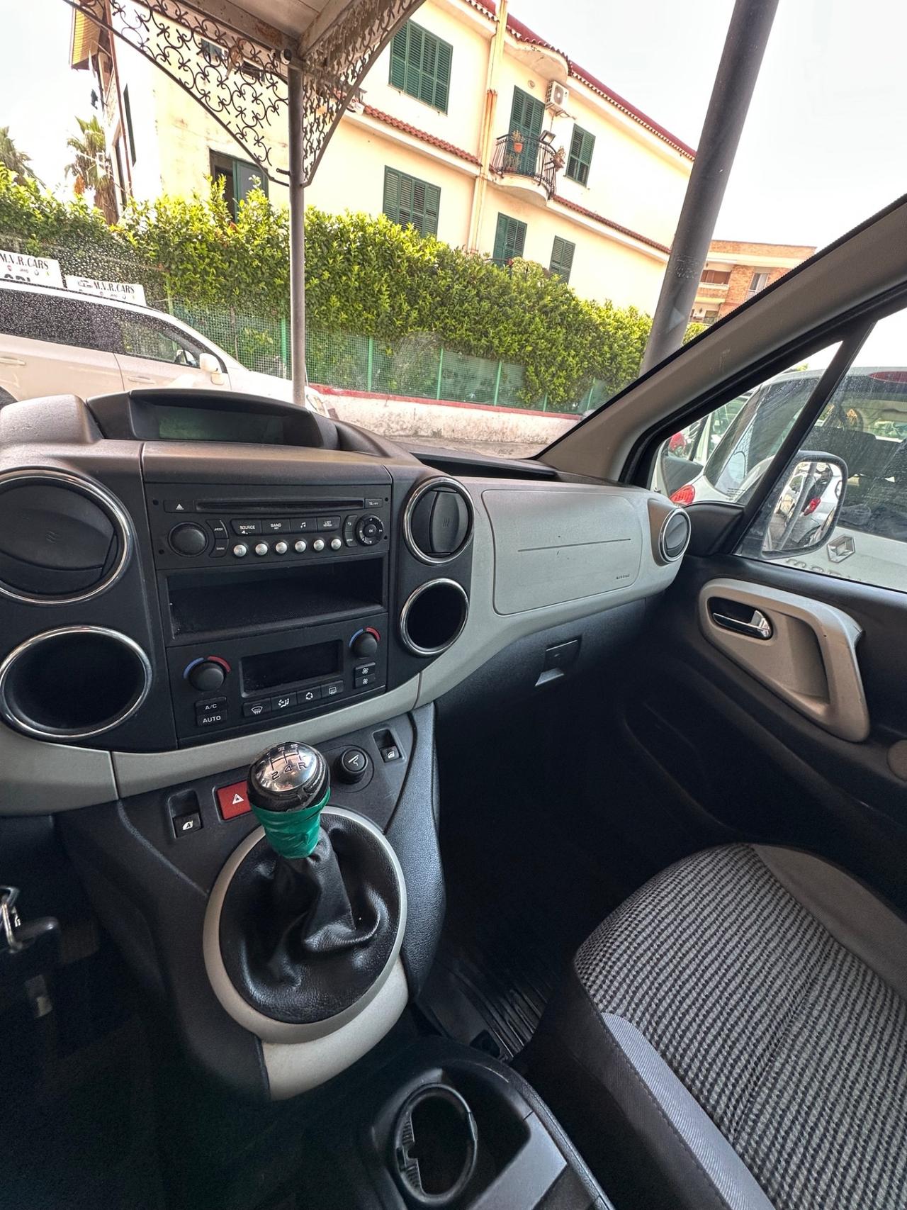 Peugeot Partner Tepee 1.6 HDi 92CV Outdoor