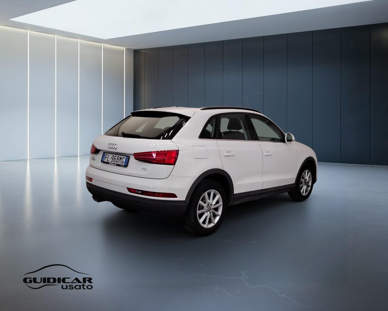 AUDI Q3 I 2015 - Q3 2.0 tdi Business 120cv s-tronic