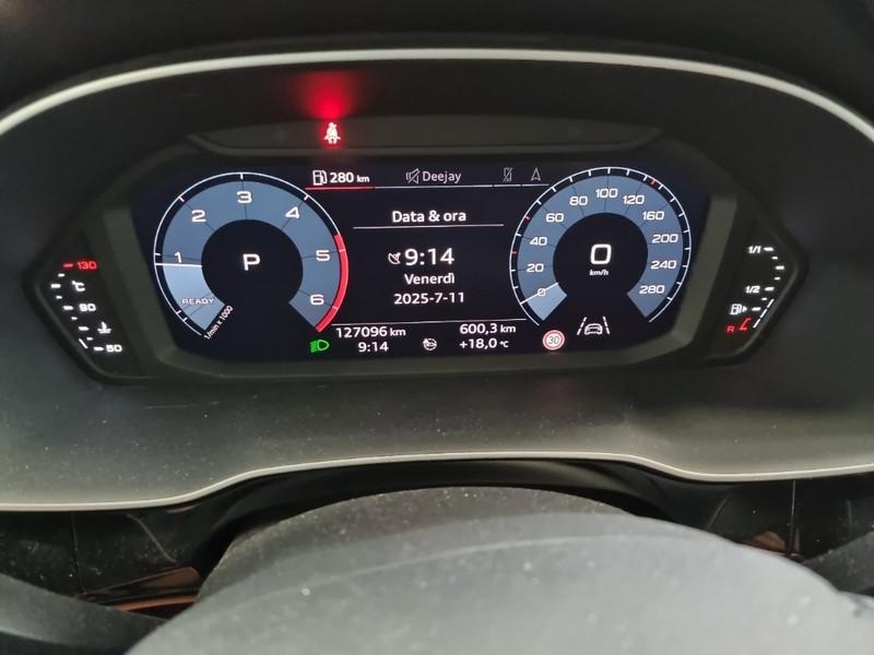 AUDI Q3 35 TDI S tronic Business