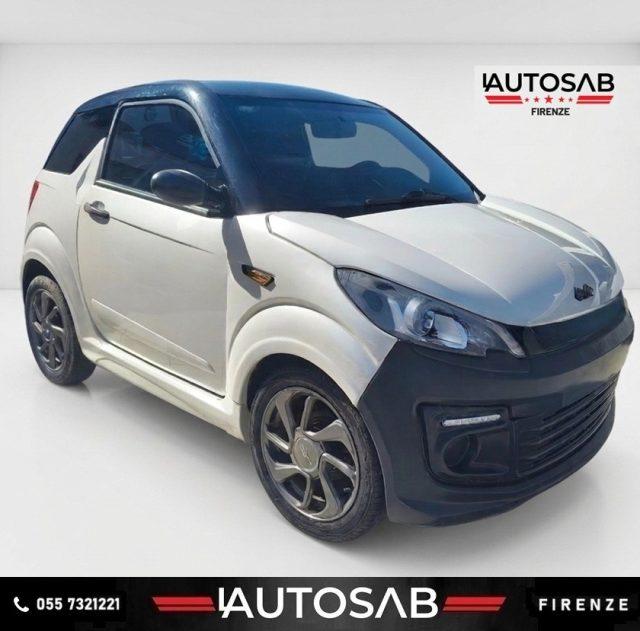 LIGIER JS 50 Progress Patentino AM Retrocamera Bluetooth