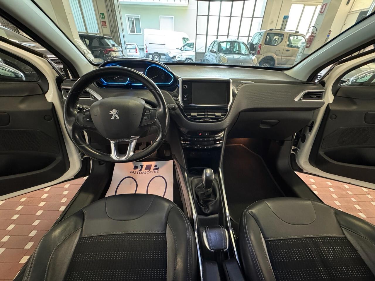 Peugeot 2008 1.2 VTi 82CV Allure NEOPATENTATI - FINANZIABILE