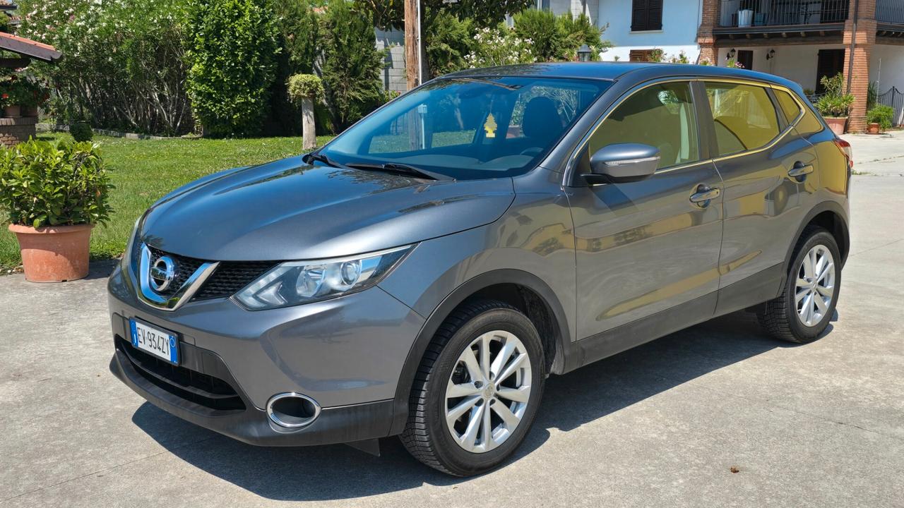Nissan Qashqai 1.5 dCi DPF Tekna
